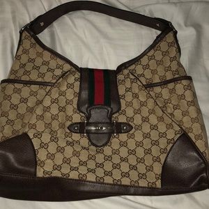 Gucci mid sized purse